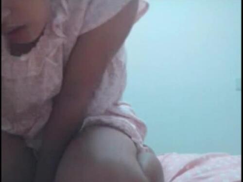 Horny Japanese teen finger fucks her pussy until she cums