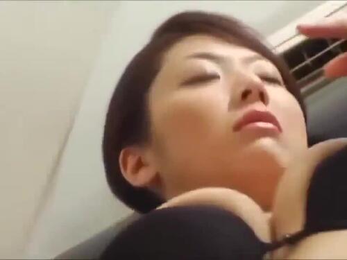 Ichigo check her body while she works - More at hotajp.com