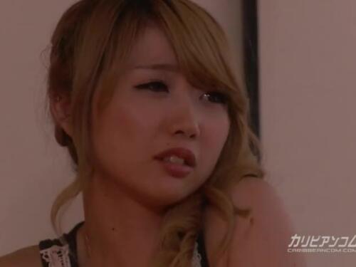 Rie Hottie Rides a Dick Like a Good Asian Whore
