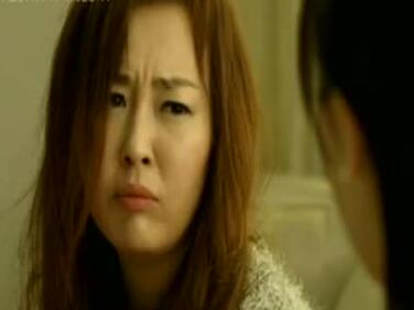 Horny Vietnamese girl Mia in kung fu chorai