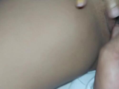 HOT Asian Babe Aylin Fire Masturbates