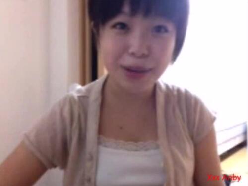 Cute Japanese camgirl with cute butt