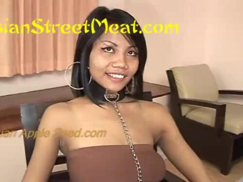 Asian Teen Tryed Hijabs To Get Fucked in Sex House