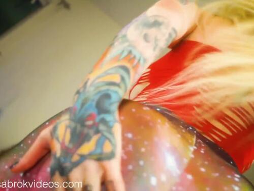 Sabrina Sabrok in SEXY leggings, yoga pants, powerful yoga mat and big ass