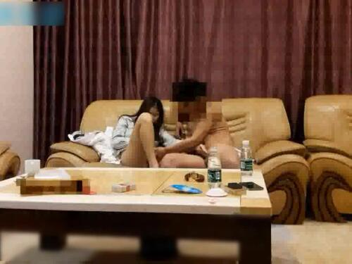 Lana Lovely Asian woman enjoys sex