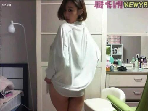 Japanese Hot ASIAN Babe Jada Big Tits Asian Strip Tease