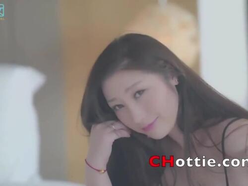 Hina - SEXY Asian Babe Gets Distancing Her Big Boobs