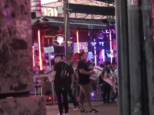 Pinay teen got caught fucking for Money and the Filipina tourist came to her rescue