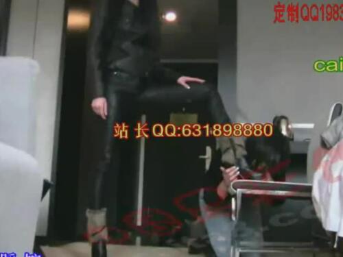 Femdom Asian women compete to squeeze out cum