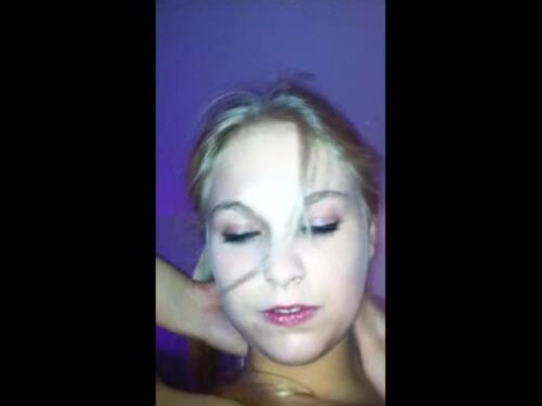 Siswet :: Cougar Let's You Watch How She Cleanes Your Room